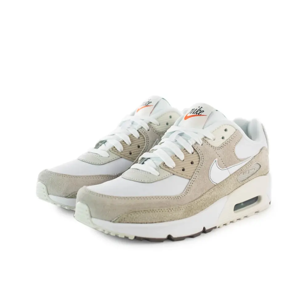 Alternative view of Giày Nike Air Max 90 GS 'Sail Light Bone' DB4179-100