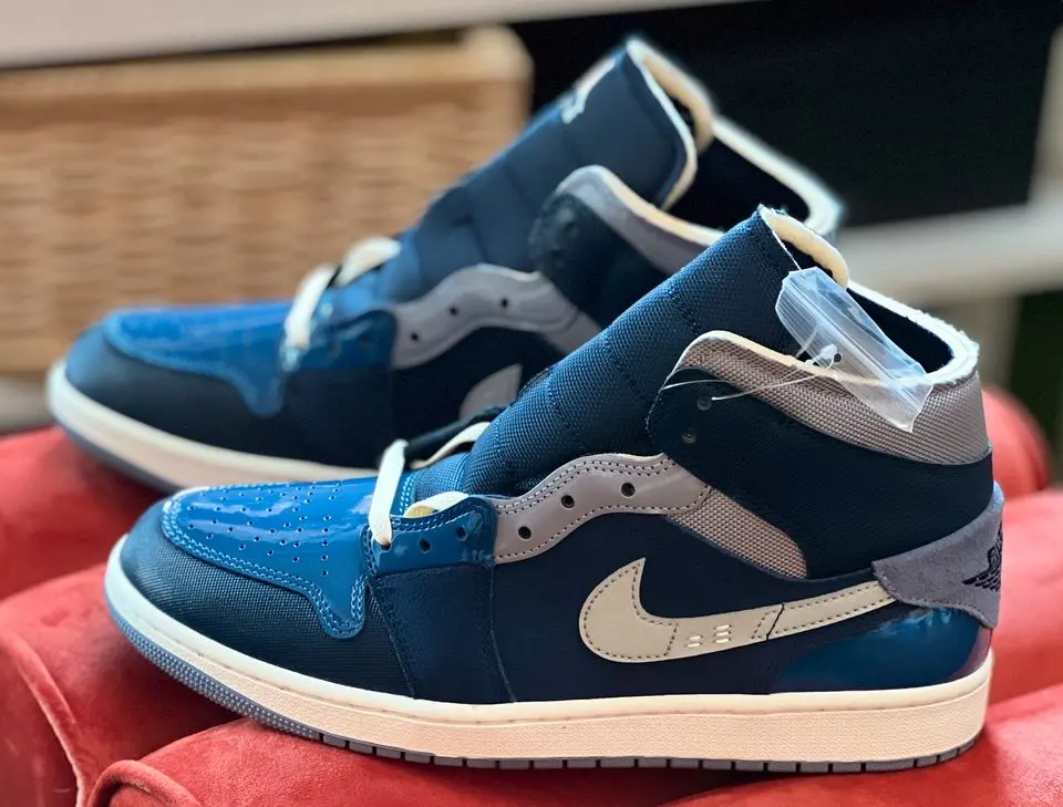 Giày Nike Air Jordan 1 Mid SE Craft 'Inside Out - Obsidian' DR8868-400 - Ảnh 3