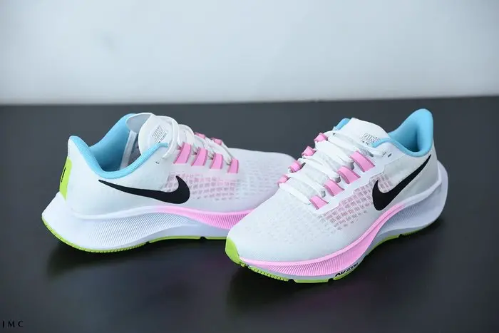 Alternative view of Giày Nike Wmns Air Zoom Pegasus 37 'White Pink Glow' CZ7990-100