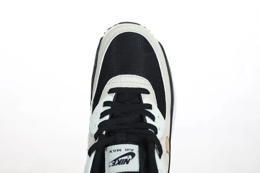 Giày Nike Wmns Air Max 90 'Black Metallic Gold' DB9578-001 - Ảnh 4