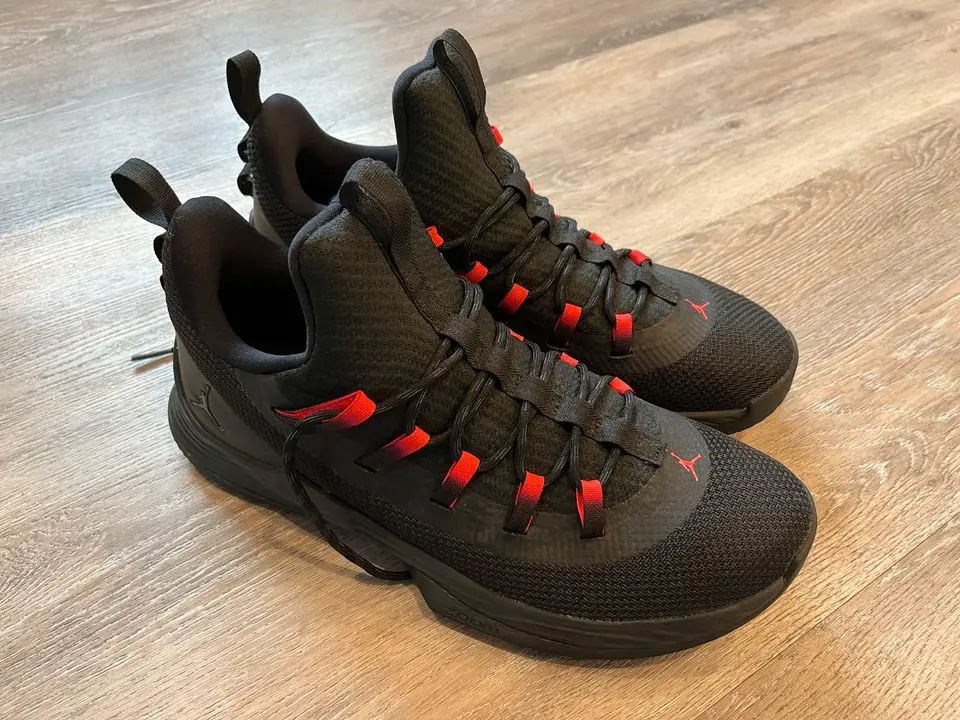 Alternative view of Giày Nike Air Jordan Ultra Fly 2 Low ‘Black Infrared’ AH8110-023
