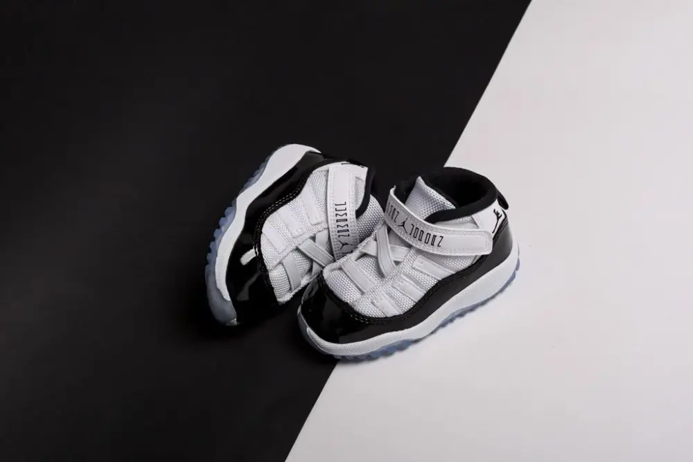 Giày Nike Air Jordan 11 Retro TD 'Concord' 2018 378040-100 - Ảnh 4