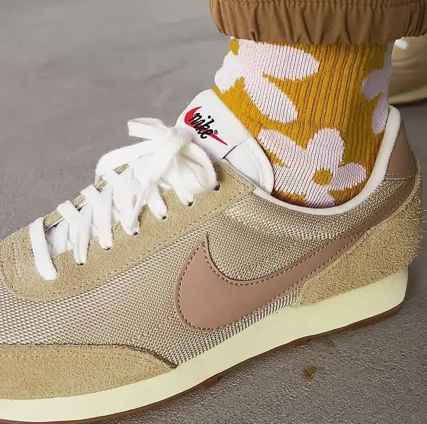 Giày Nike Dbreak Vntg 'Team Gold' DX0751-700 - Ảnh 4
