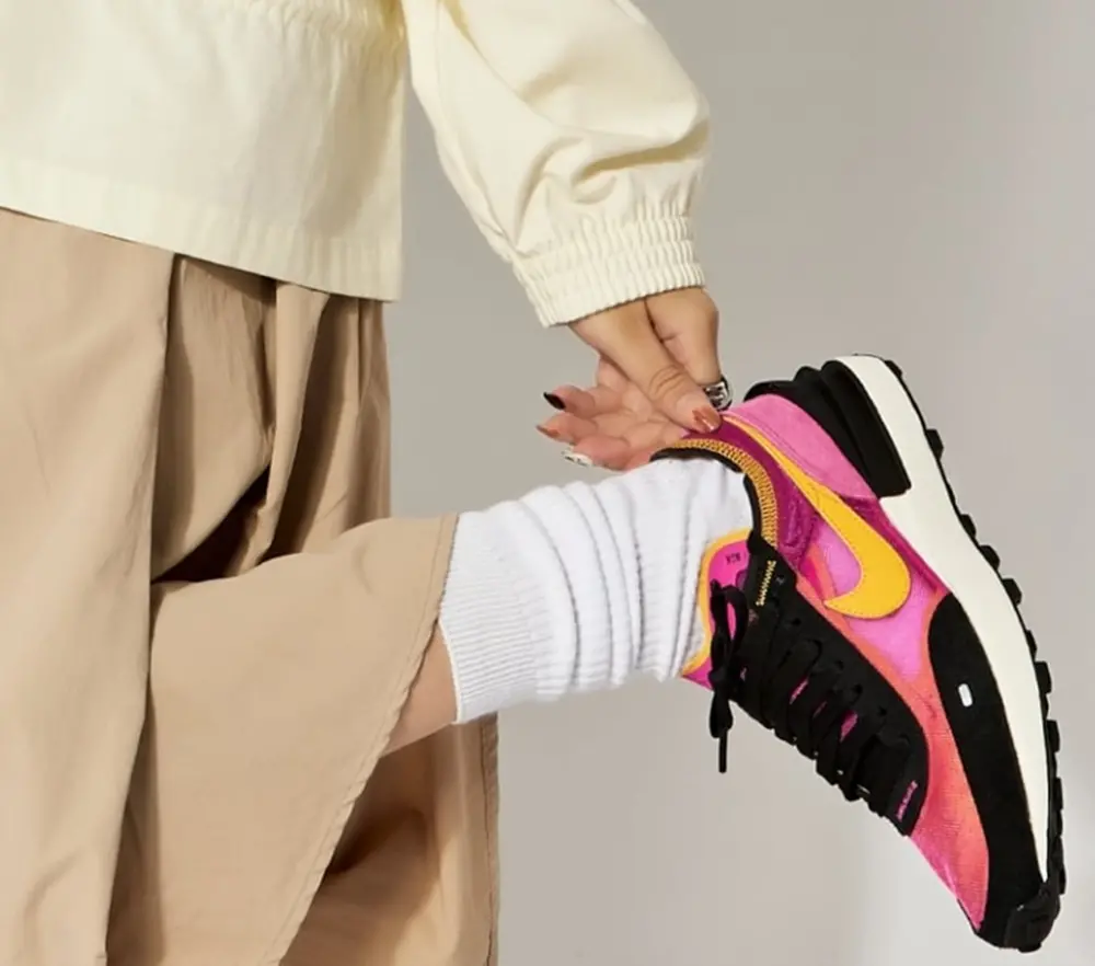 Giày Nike Wmns Waffle One 'Active Fuchsia' DC2533-600 - Ảnh 4