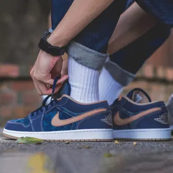 Giày Nike Air Jordan 1 Low SE GS 'Denim' DM4692-400 - Ảnh 5
