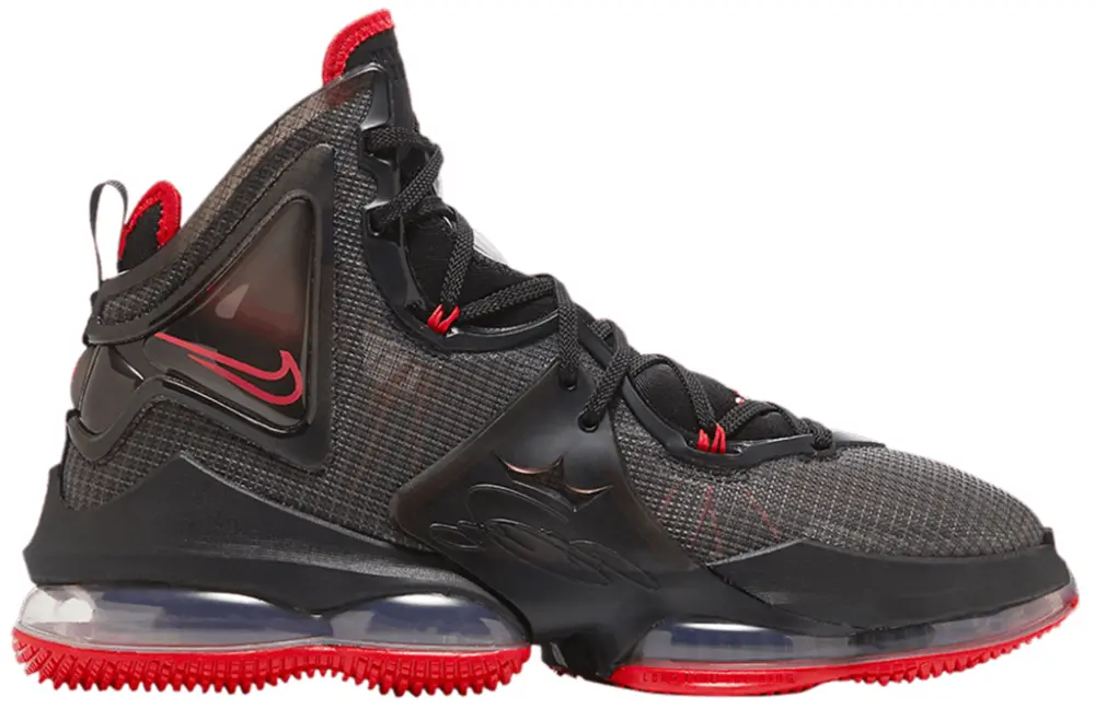 Giày Nike LeBron 19 'Bred' DC9340-001