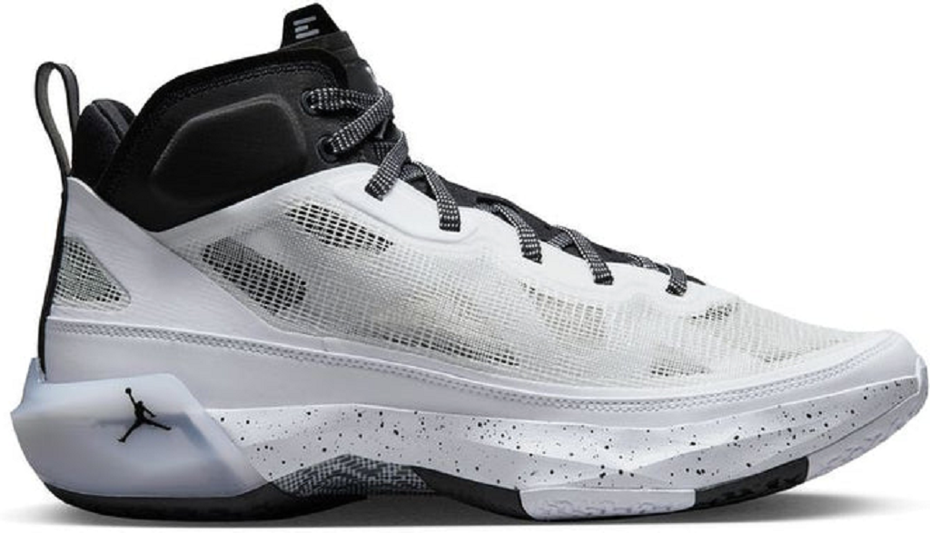 Giày Nike Jordan 37 'Oreo' DD6958-108