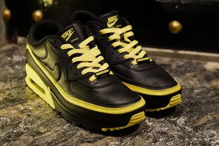 Alternative view of Giày Nike Undefeated x Air Max 90 'Black Optic Yellow' CJ7197-001