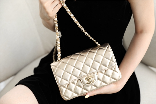 Túi Chanel Mini Flap Bag 'Metalic Lambskin Gold' A69900-B05133-NB812 - Ảnh 3
