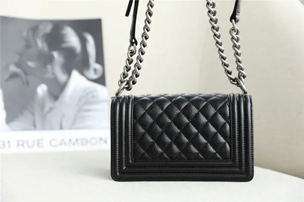 Túi Chanel Ruthenium Finish Metal 'Black' A67085-Y09953-94305 - Ảnh 3