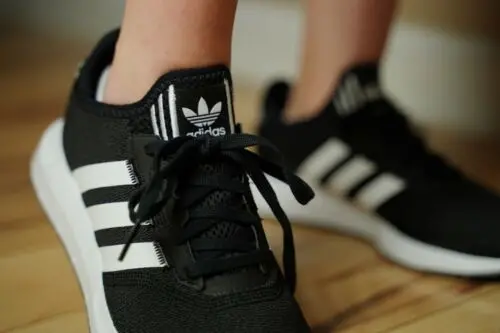 Giày Adidas Wmns Swift Run X 'Black White' FY2134 - Ảnh 3