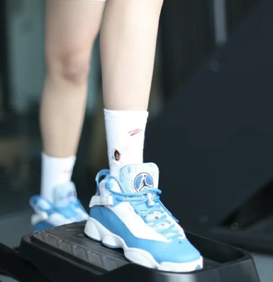 Alternative view of Giày Nike Air Jordan 6 Rings Denim GS 'Blue White' DM8956-100