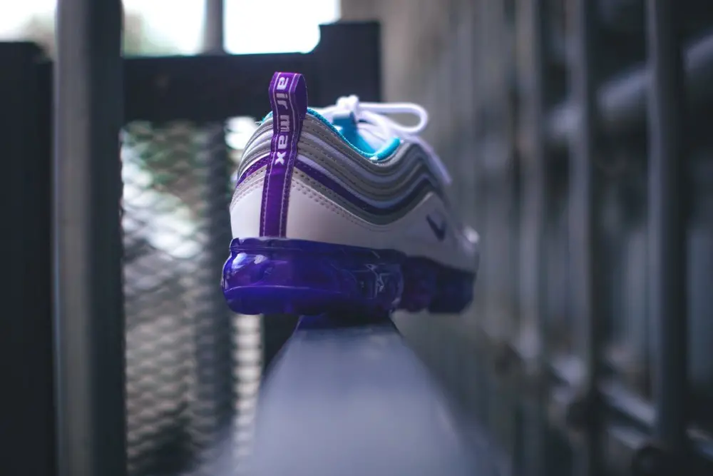 Alternative view of Giày Nike Air VaporMax 97 'Varsity Purple' AJ7291-100