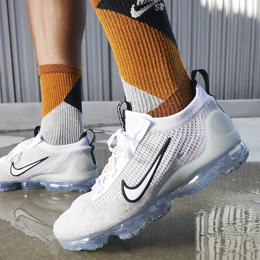 Alternative view of Giày Nike Air VaporMax 2021 FK 'White' DH4084-100
