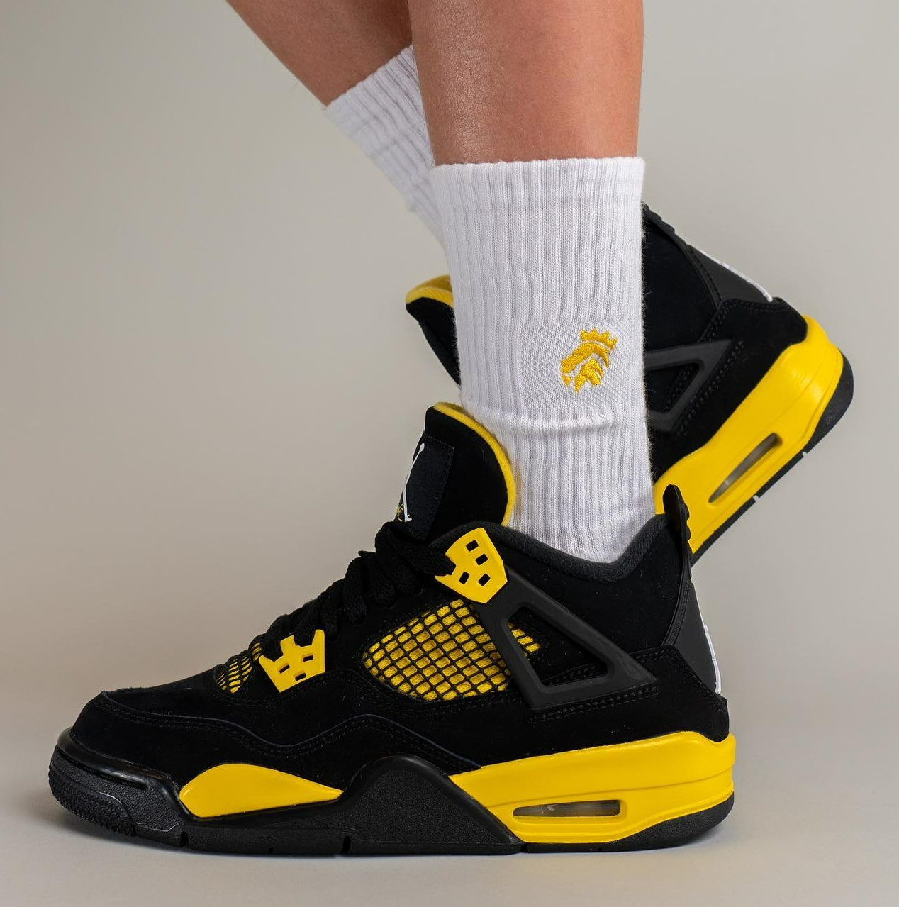 Giày Nike Air Jordan 4 Retro 2023 'Thunder' DH6927-017 - Ảnh 2