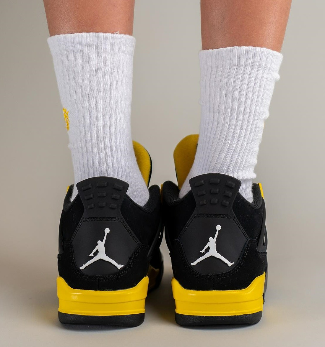 Giày Nike Air Jordan 4 Retro 2023 'Thunder' DH6927-017 - Ảnh 4