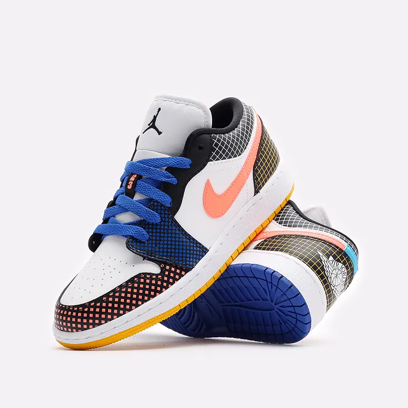 Alternative view of Giày Nike Air Jordan 1 Low MMD BG 'Multi Grid' DH7547-100