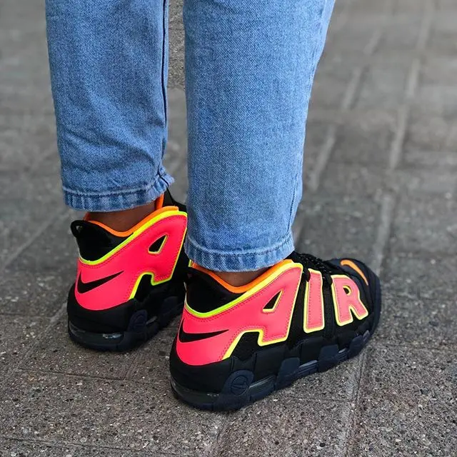 Alternative view of Giày Nike Wmns Air More Uptempo 'Hot Punch' 917593-002