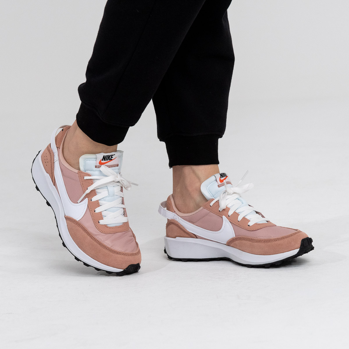 Giày Nike Waffle Debut 'Pink White' DH9523-600 - Ảnh 2