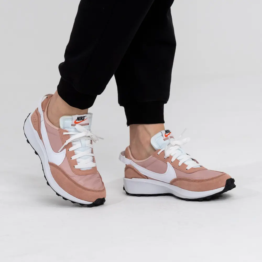 Alternative view of Giày Nike Waffle Debut 'Pink White' DH9523-600