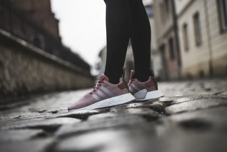 Giày Adidas NMD R2 'Ash Pink' CQ2007 - Ảnh 3