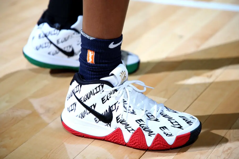 Giày Nike Kyrie 4 'BHM' AO3167-900 - Ảnh 3