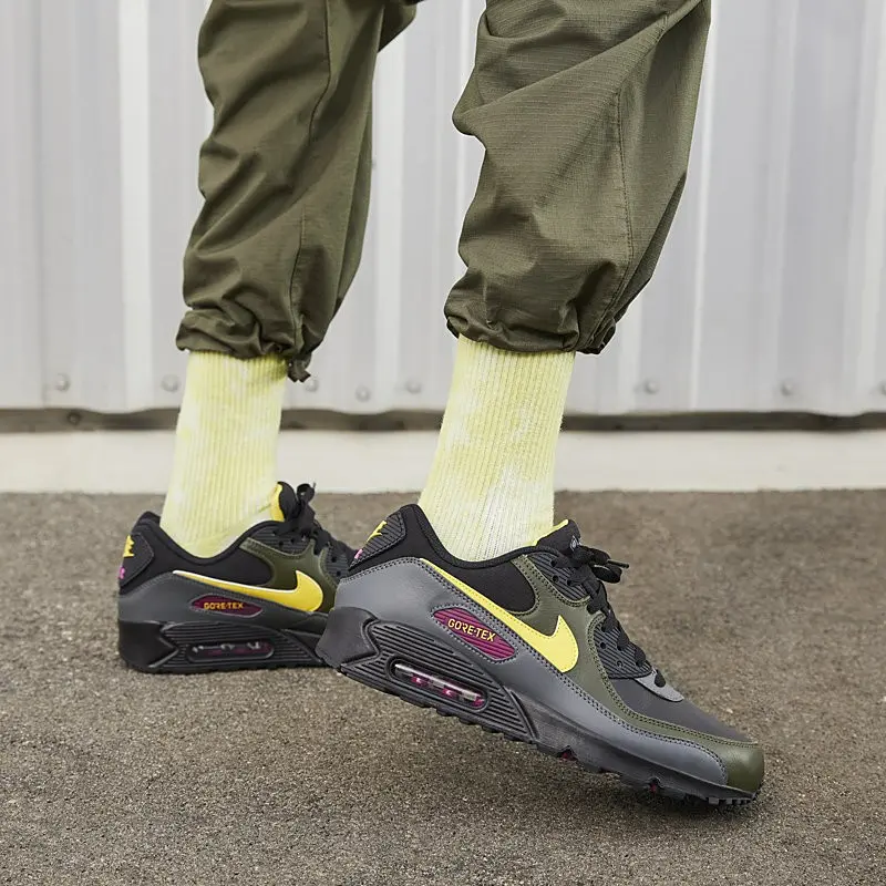 Alternative view of Giày Nike Air Max 90 GORE-TEX 'Tour Yellow Cargo Khaki' DJ9779-001