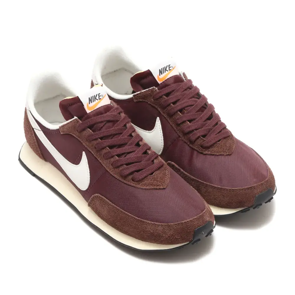 Alternative view of Giày Nike Waffle Trainer 2 'Burgundy Crush' DM0180-600