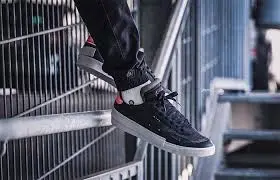 Alternative view of Giày Nike Drop Type LX "N.354" "Black Pink" AV6697-001