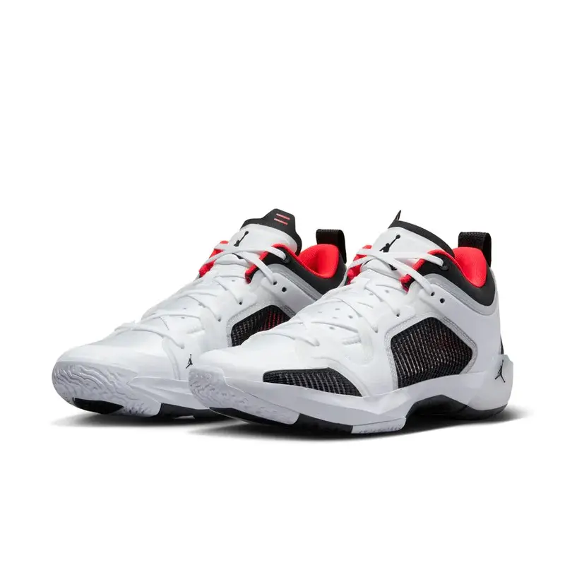 Alternative view of Giày Nike Air Jordan 37 Low 'Siren Red' DQ4122-100