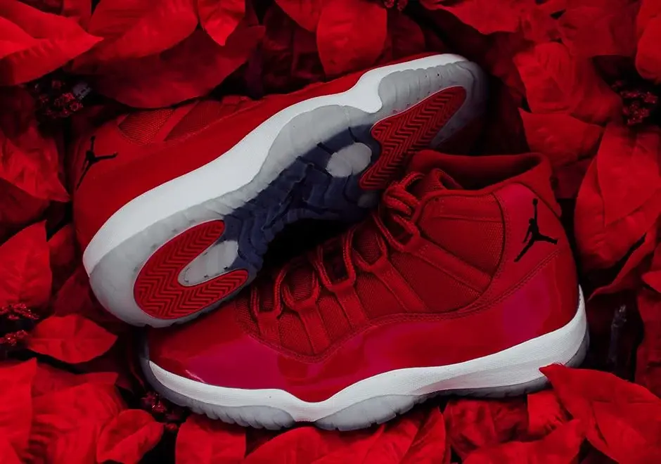 Alternative view of Giày Nike Air Jordan 11 Retro GS 'Win Like '96' 378038-623