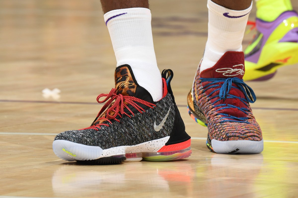 Giày Nike LeBron 16 EP 'What The' BQ6582-900 - Ảnh 3
