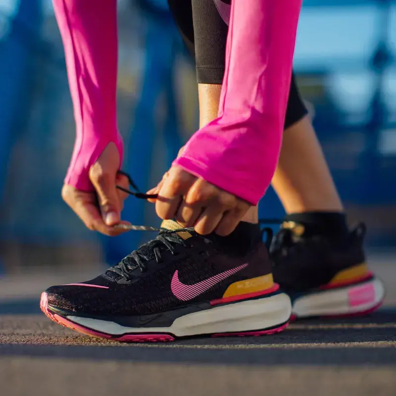 Alternative view of Giày Nike Invincible Run 3 'Earth Pink Spell' DR2660-200