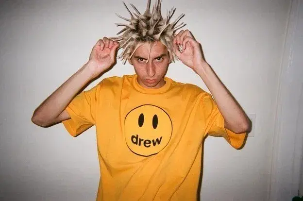 Alternative view of Áo Drew House Mascot Ss Tee Golden Yellow