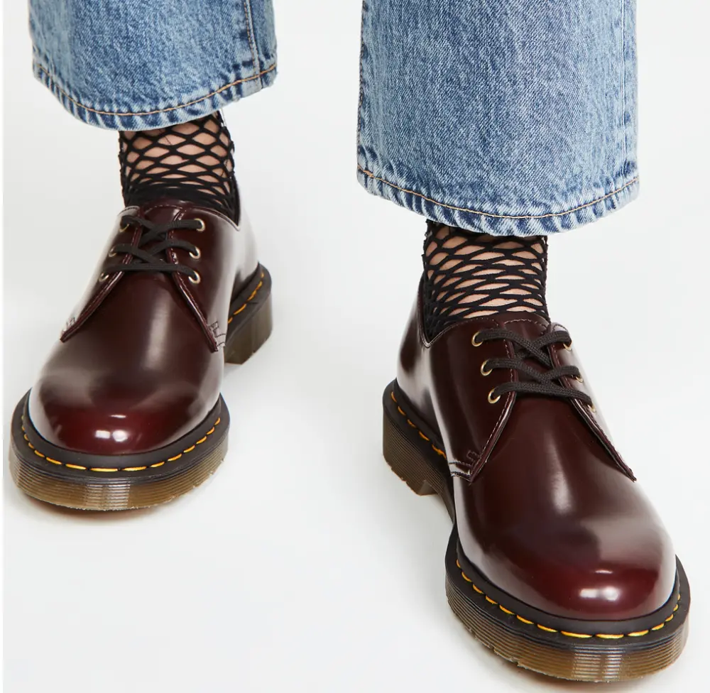 Alternative view of Giày Dr. Martens Vegan 1461 'Cherry Red' 14046601