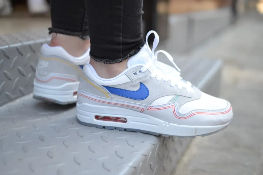 Alternative view of Giày Nike Air Max 1 Pompidou Center Day  AV3735-002