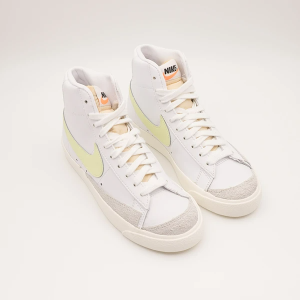 Alternative view of Giày Nike Wmns Blazer Mid '77 'Barely Volt' CZ1055-108