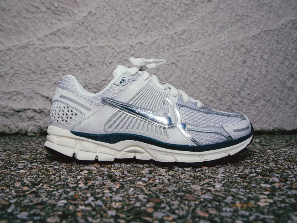 Giày Nike Air Zoom Vomero 5 'Photon Dust Metallic Silver' FD0884-025 - Ảnh 5