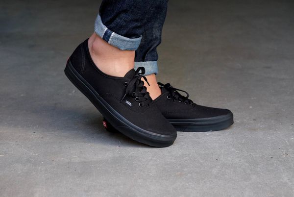 Giày Vans Authentic 'Black' VN000EE3BKA - Ảnh 4