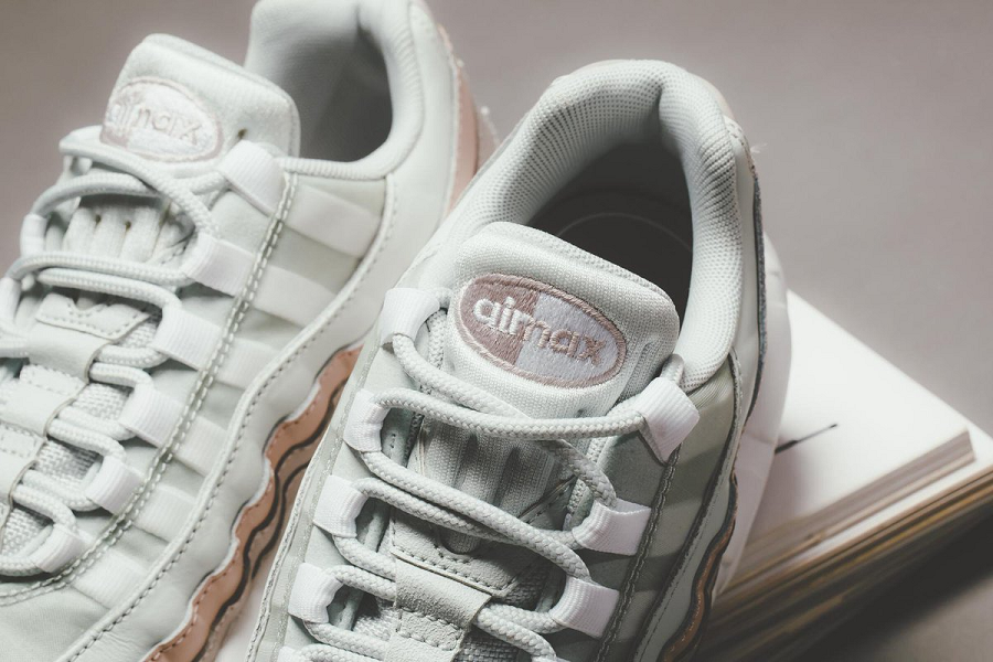 Giày Nike Air Max 95 'Moon Particle' 307960-018 - Ảnh 4