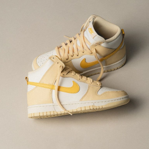 Alternative view of Giày Nike Dunk High 'Pale Vanilla Topaz Gold' DD1869-201