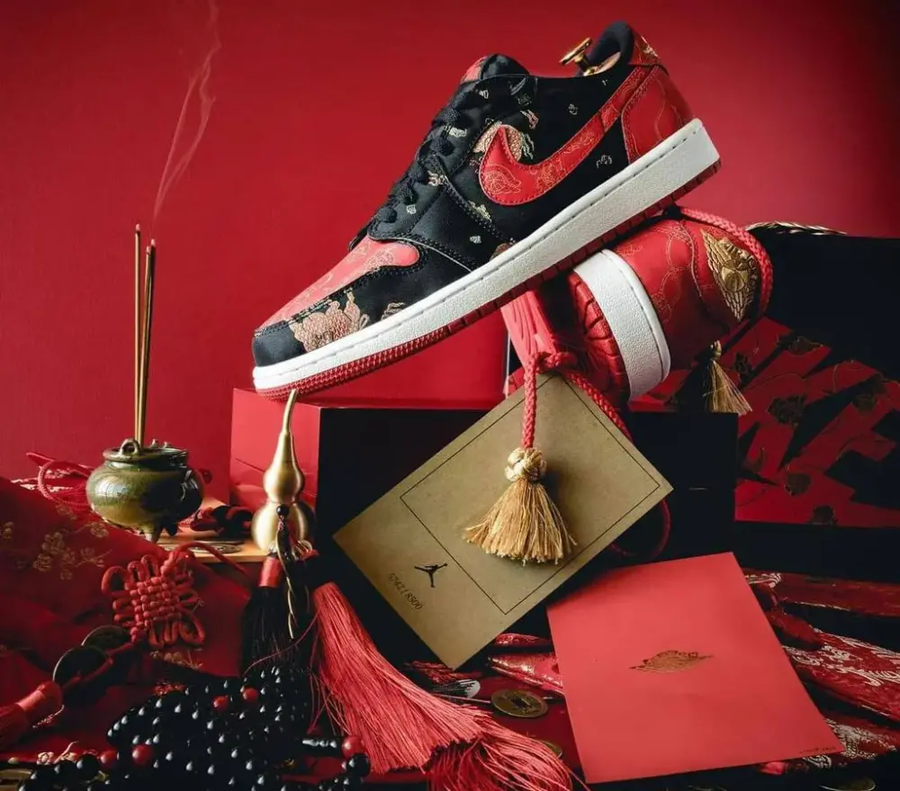 Giày Nike Air Jordan 1 Low OG 'Chinese New Year' DD2233-001 - Ảnh 3