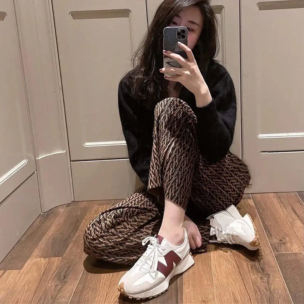 Giày New Balance Wmns 327 'White Dark Red' WS327KA - Ảnh 5