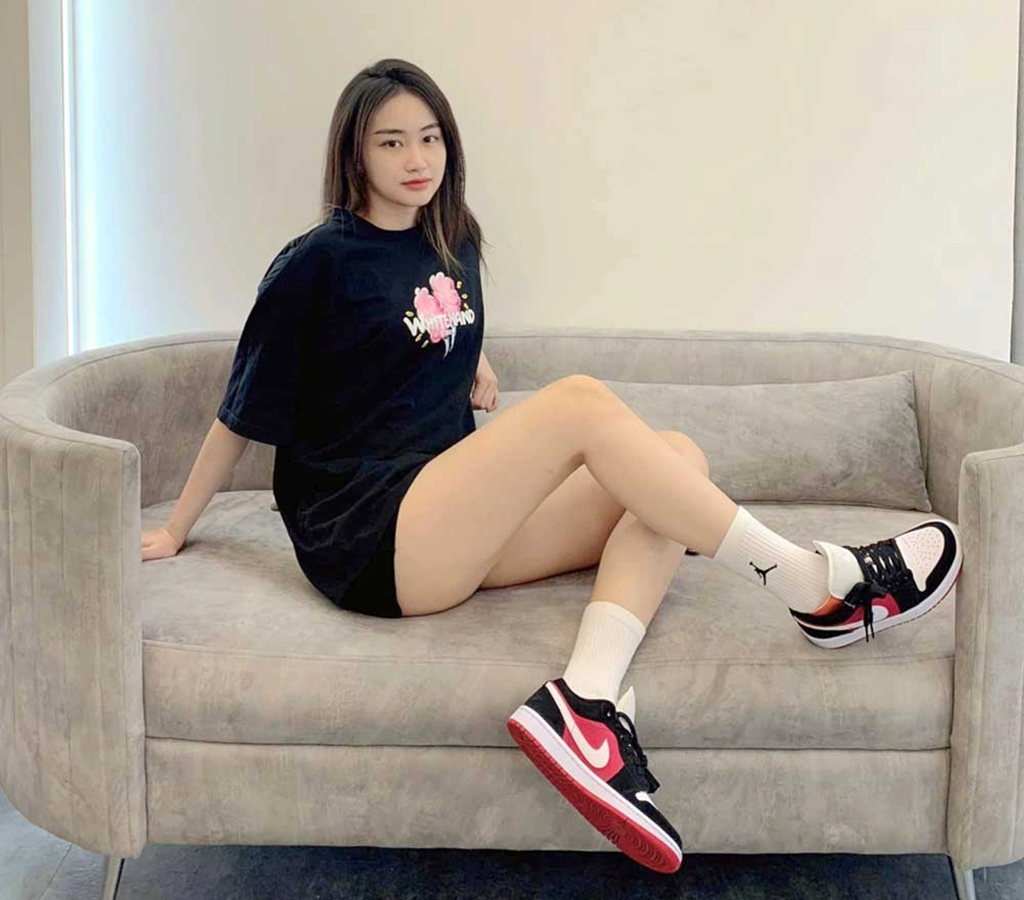 Giày Nike Wmns Air Jordan 1 Low 'Gym Red Black' DC0774-016 - Ảnh 2