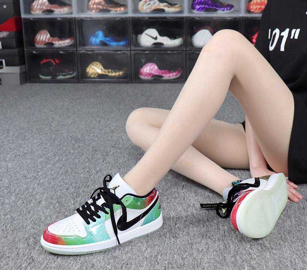 Giày Nike Air Jordan 1 Low Galaxy (W) CW7310-909 - Ảnh 3