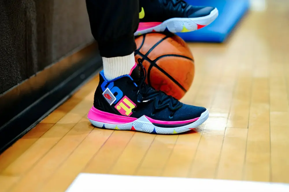 Alternative view of Giày Nike Kyrie 5 'Just Do It' AO2918-003