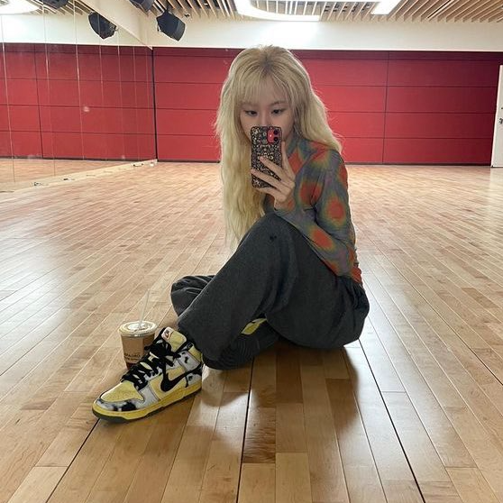 Giày Nike Dunk High 1985 'Black Acid Wash' DD9404-700 - Ảnh 3