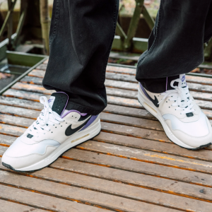 Alternative view of Giày Nike Air Max 1 DNA CH.1 "Purple Punch" AR3863-101