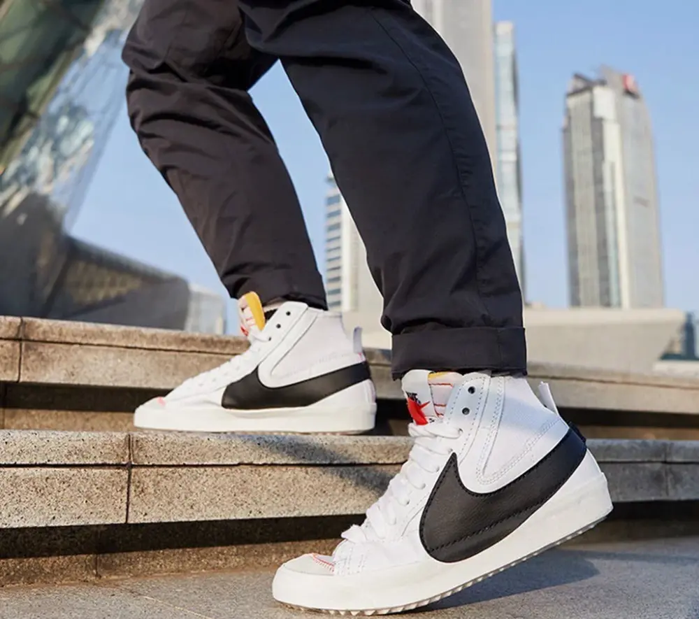Alternative view of Giày Nike Blazer Mid '77 Jumbo 'White Black' DD3111-100