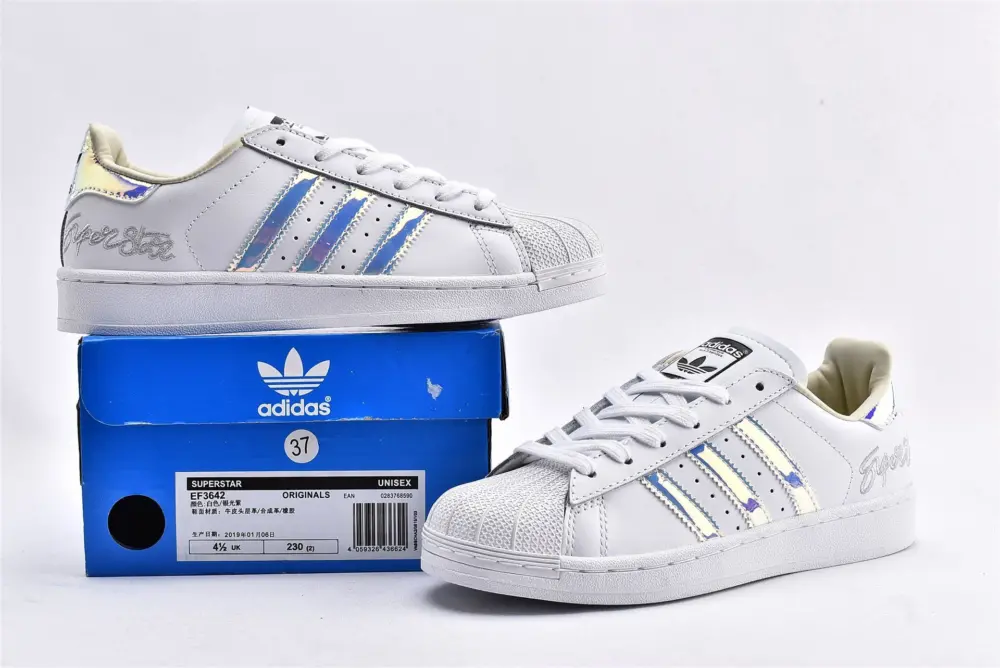 Alternative view of Giày adidas Superstar 'Metallic Iridescent' (W) EF3642